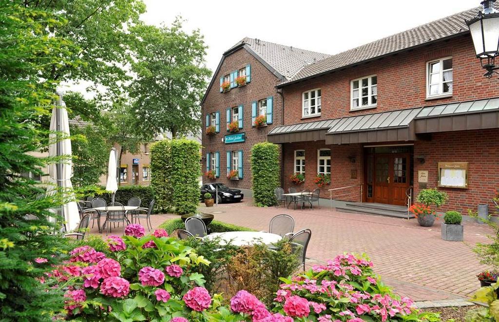 Hotel Josten Неттеталь Экстерьер фото
